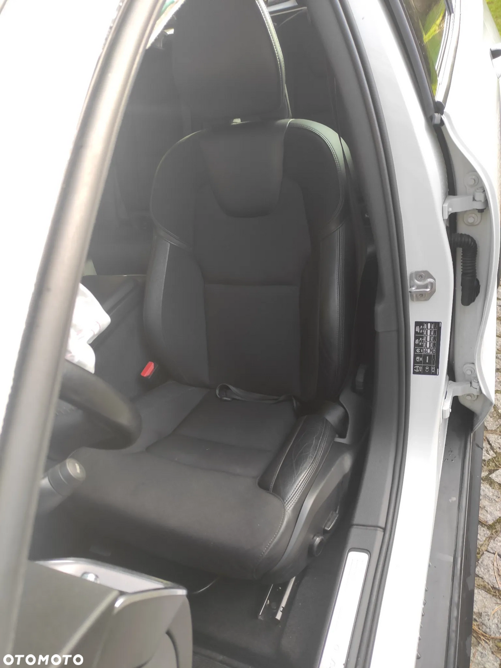 Volvo V60 crosscantry 4x4 automat 2019r mod.2020r r 2.0 diesel