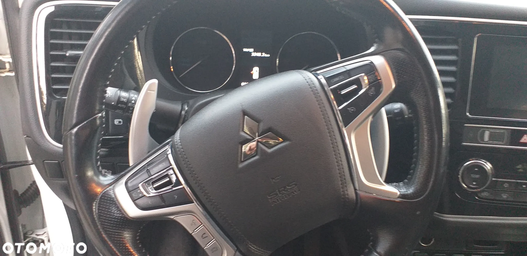 Mitsubishi Outlander ver-phev-intense-plus mod 2019r