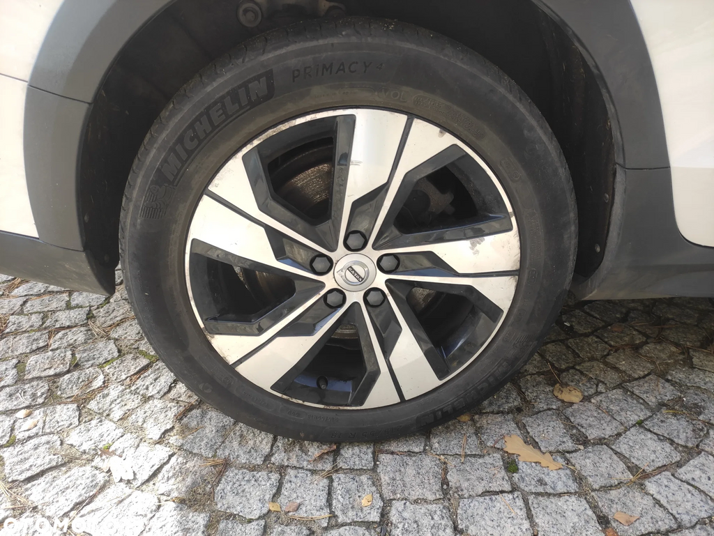 Volvo V60 crosscantry 4x4 automat 2019r mod.2020r r 2.0 diesel