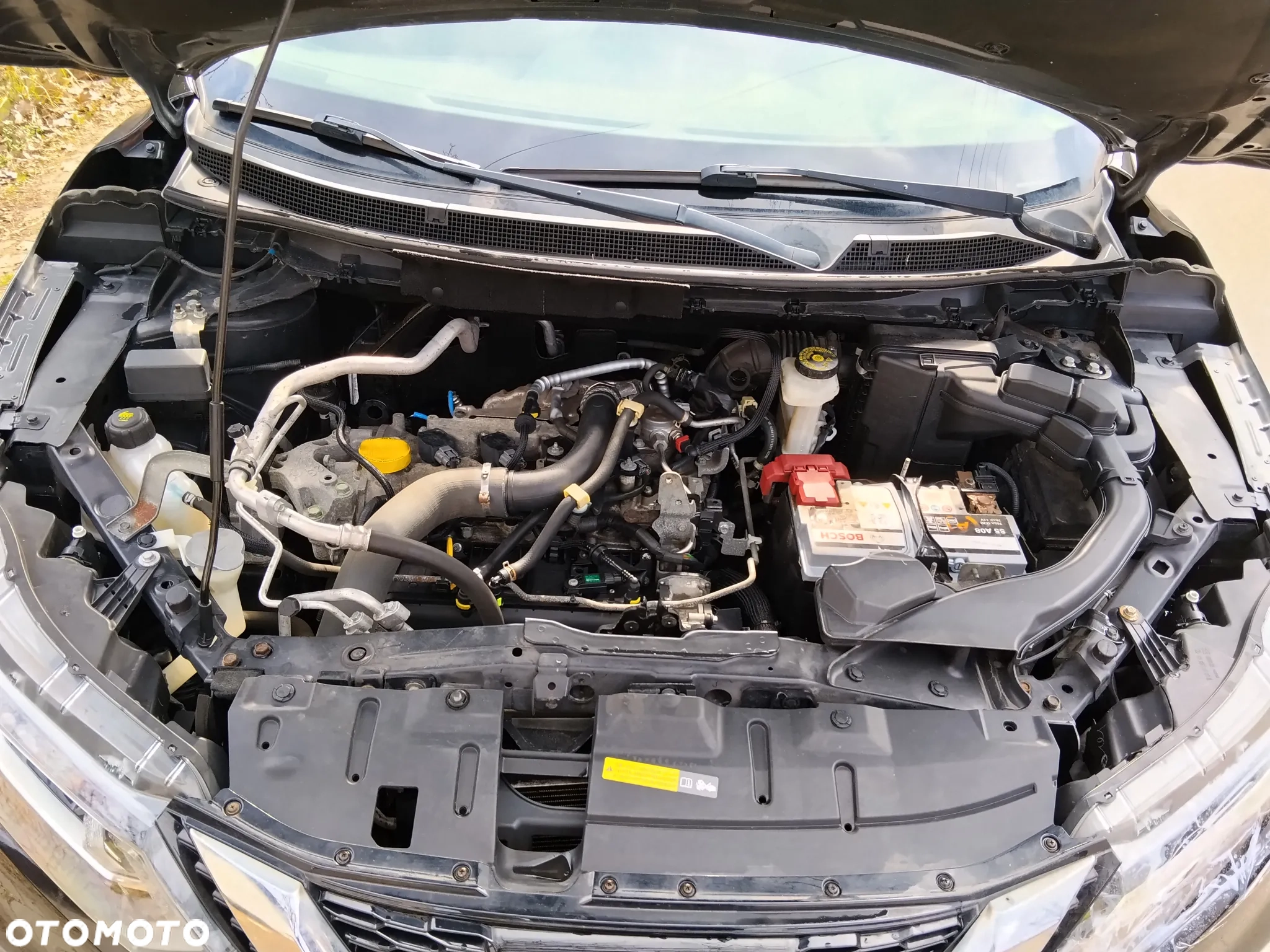 NISSAN QASHQAI – 1.2 benzyna
