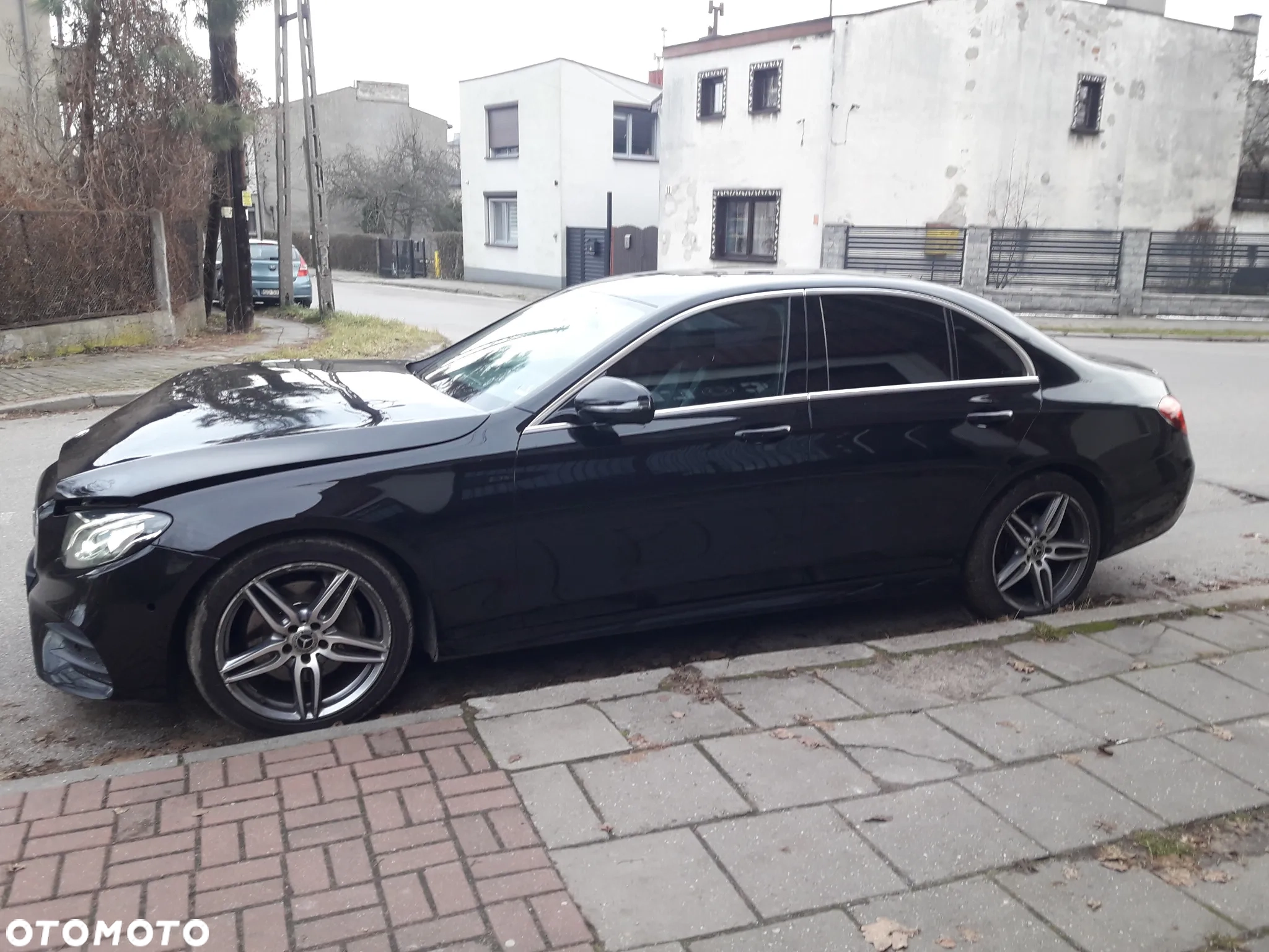 Mercedes-Benz Klasa E 220 d Business Edition 9G-TRONIC