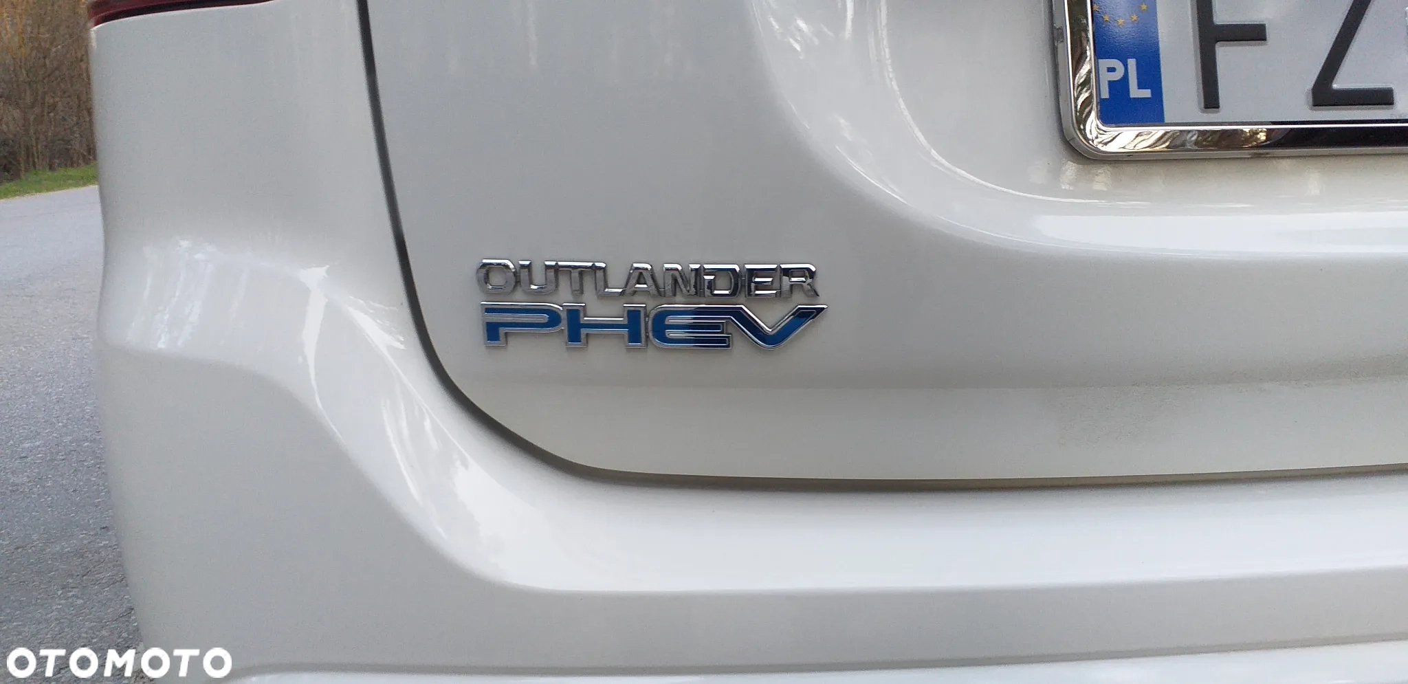 Mitsubishi Outlander ver-phev-intense-plus mod 2019r