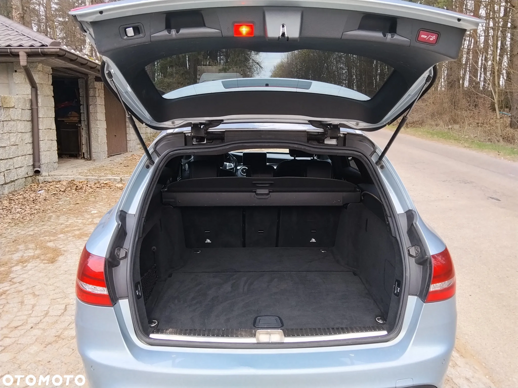 Mercedes-Benz Klasa C 220 (BlueTEC) d 7G-TRONIC