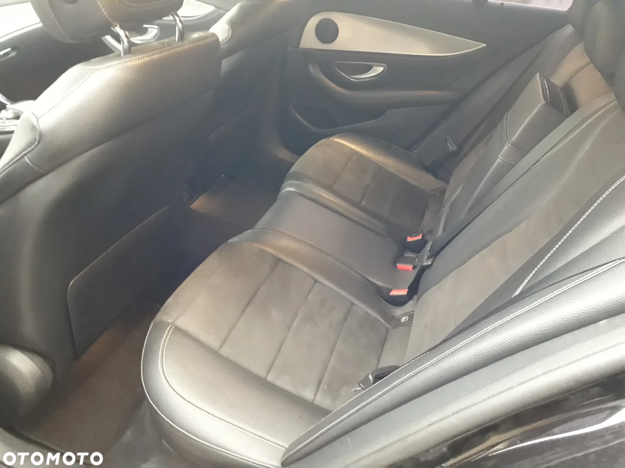 Mercedes-Benz Klasa E 220 d Business Edition 9G-TRONIC