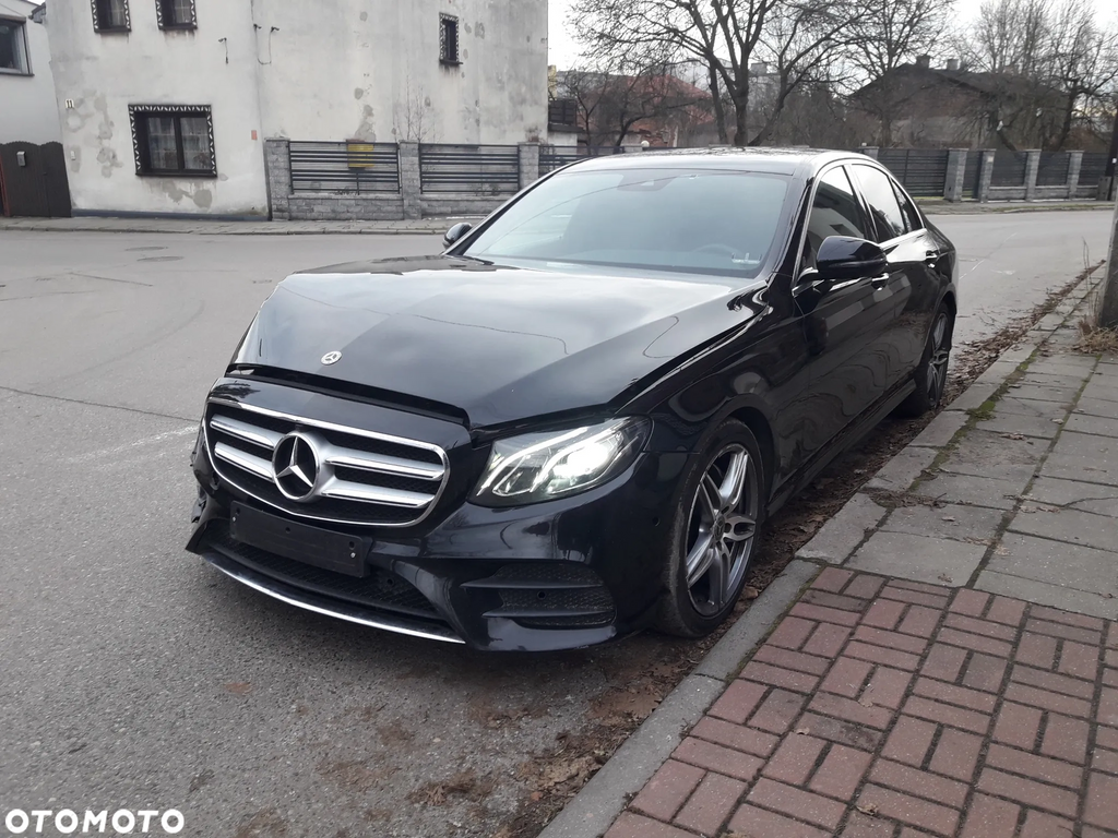 Mercedes-Benz Klasa E 220 d Business Edition 9G-TRONIC