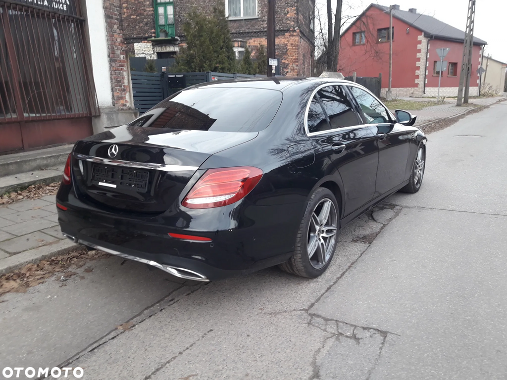 Mercedes-Benz Klasa E 220 d Business Edition 9G-TRONIC