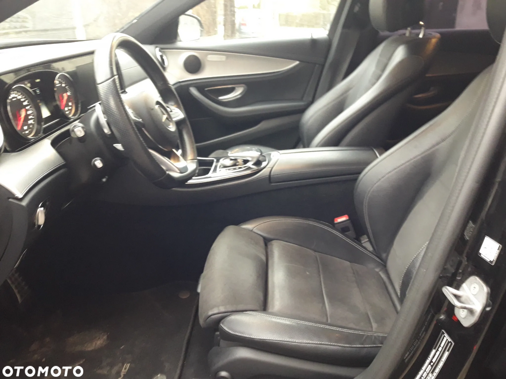 Mercedes-Benz Klasa E 220 d Business Edition 9G-TRONIC