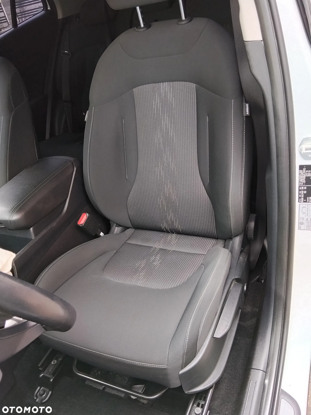 Kia Sportage 1.6 T-GDI MHEV Business Line 4WD DCT