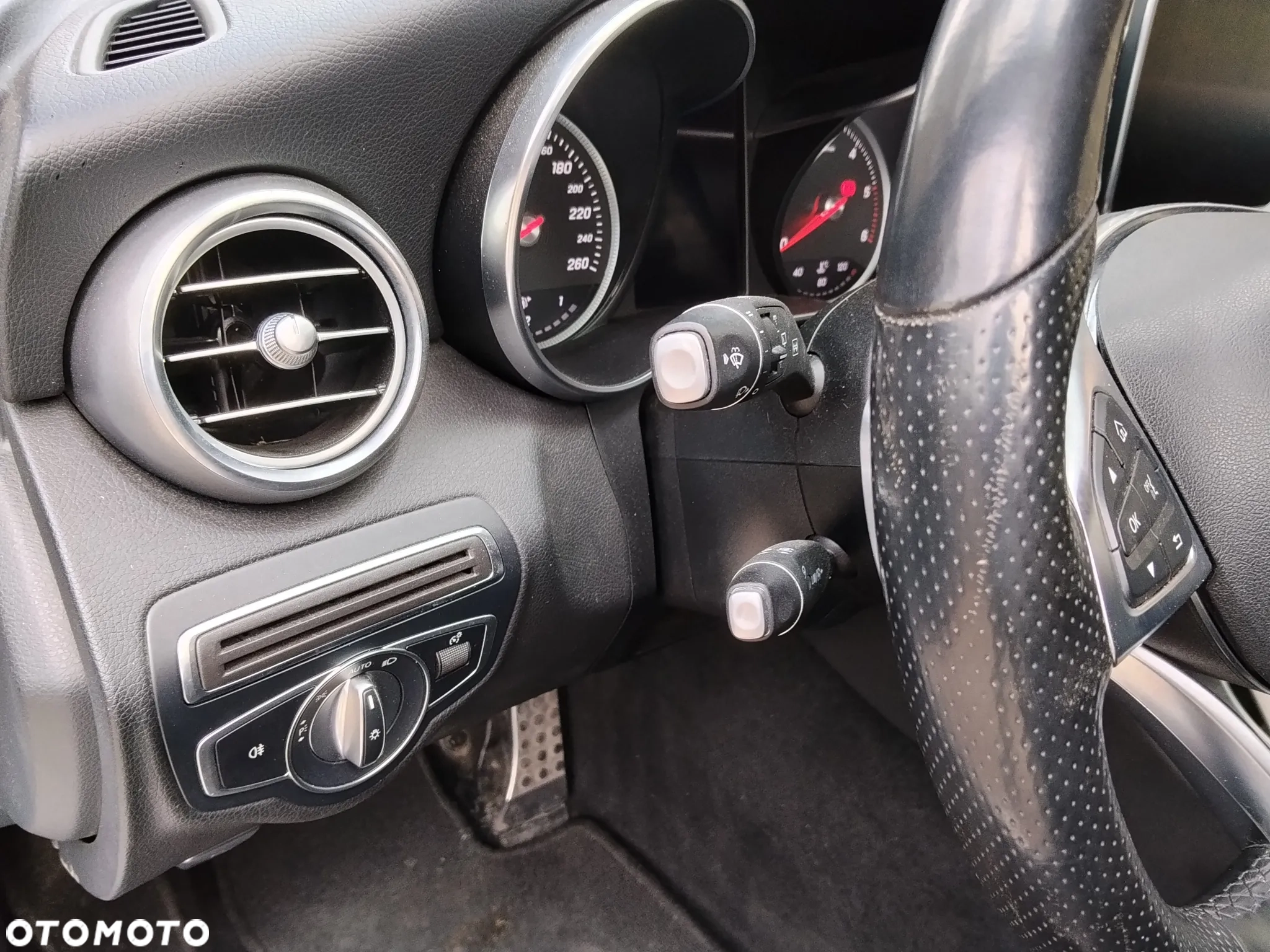 Mercedes-Benz Klasa C 220 (BlueTEC) d 7G-TRONIC