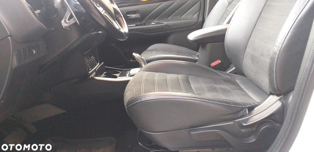 Mitsubishi Outlander ver-phev-intense-plus mod 2019r