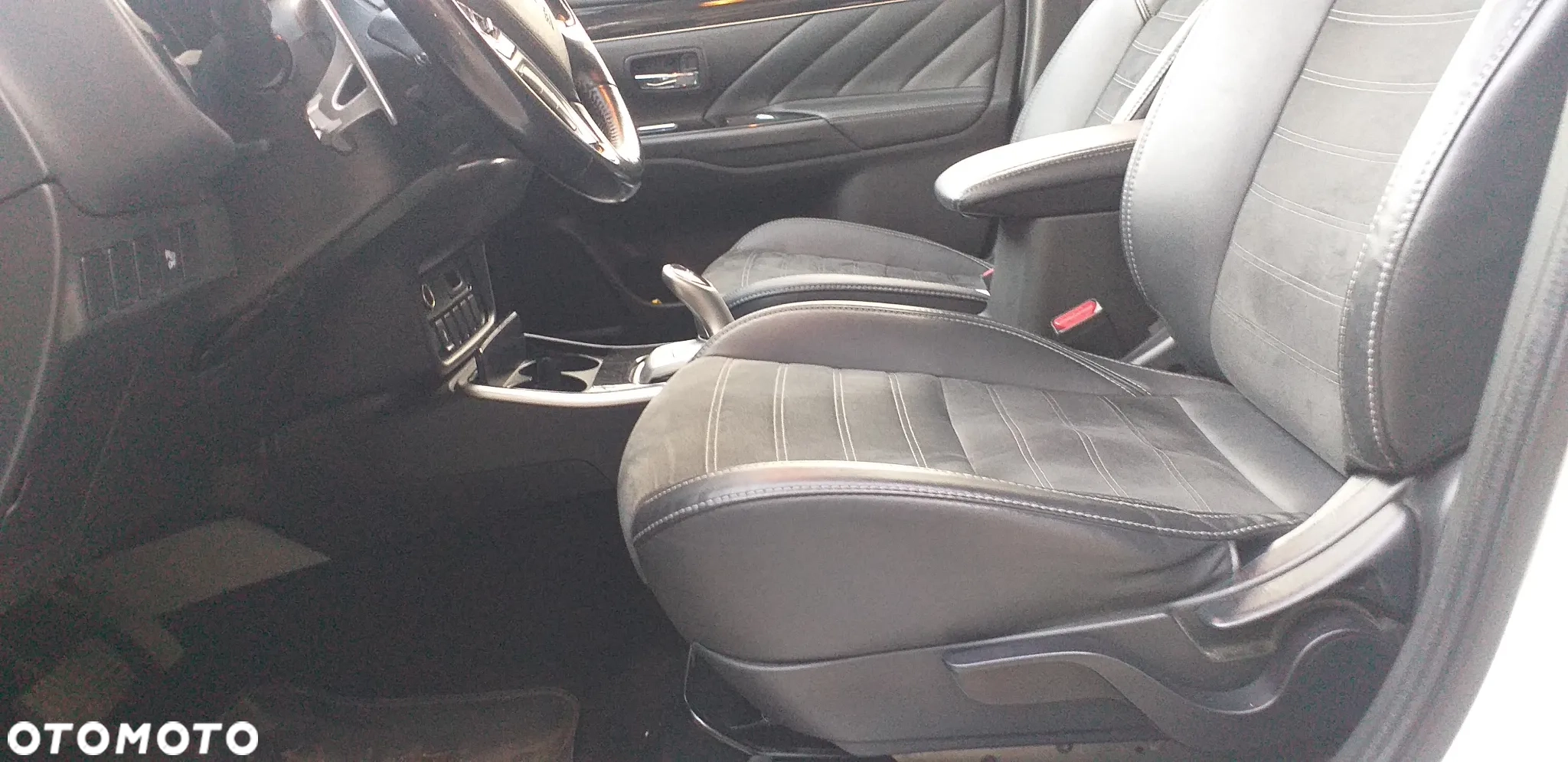 Mitsubishi Outlander ver-phev-intense-plus mod 2019r