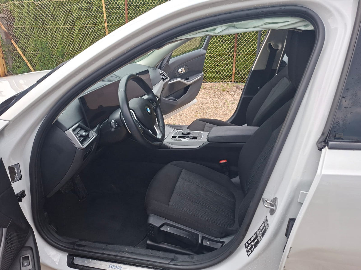 BMW Seria 3 320d xDrive MHEV Luxury Line