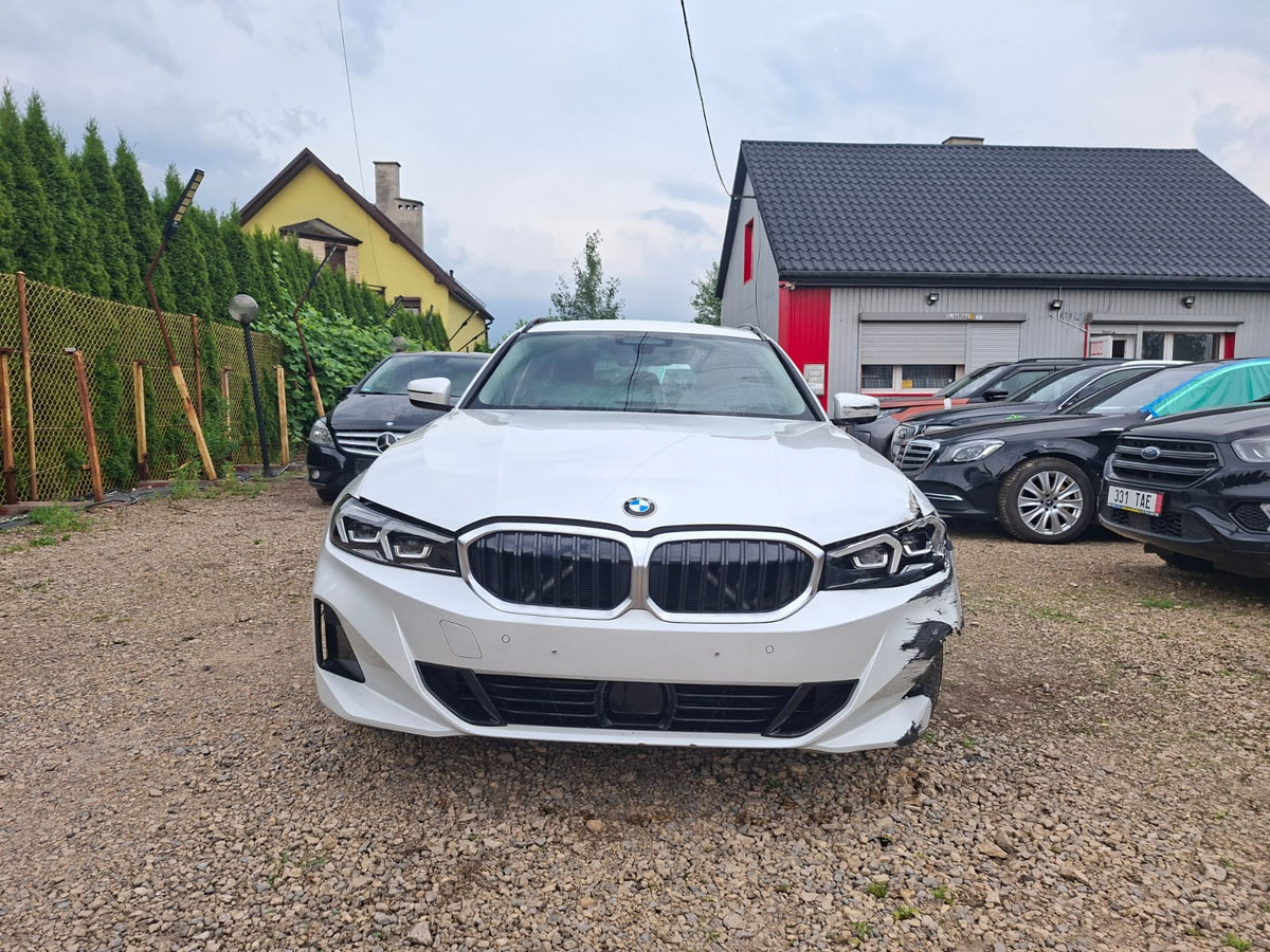 BMW Seria 3 320d xDrive MHEV Luxury Line