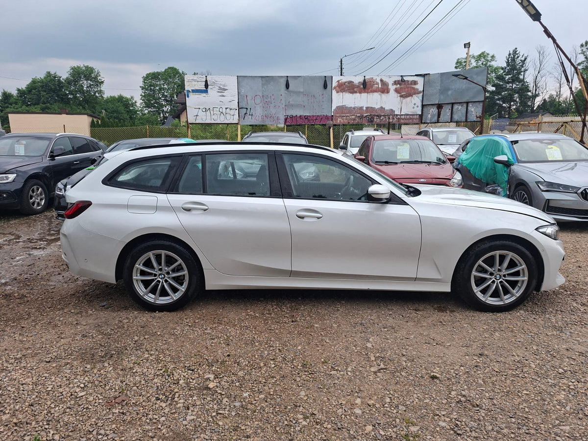 BMW Seria 3 320d xDrive MHEV Luxury Line