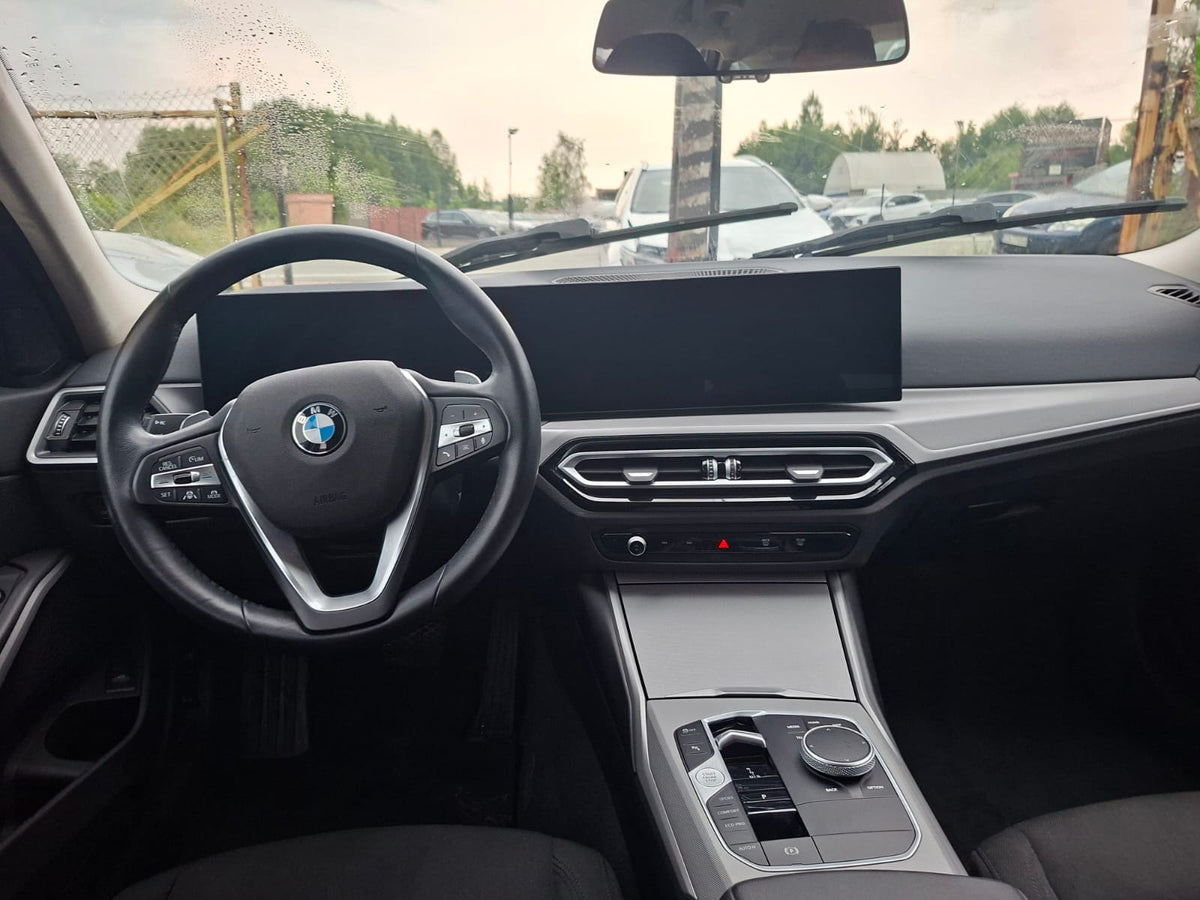 BMW Seria 3 320d xDrive MHEV Luxury Line