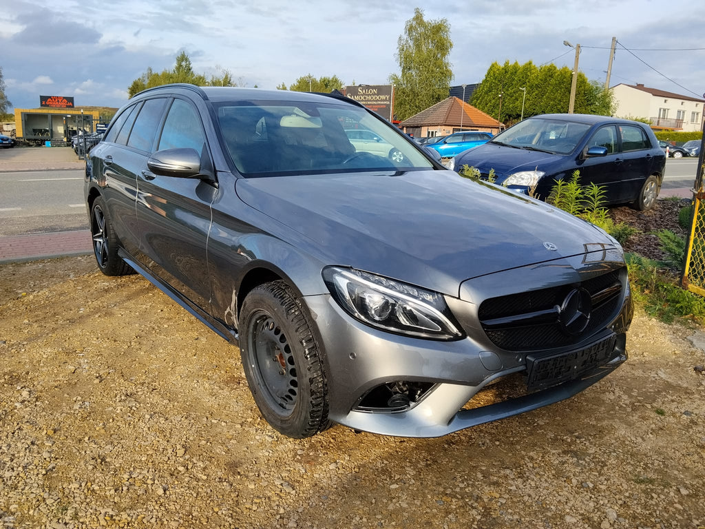 Mercedes-Benz Klasa C 180 9G-TRONIC